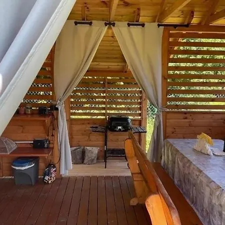 With A Large Garden And Playground Tatil Evi *
